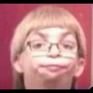 Meet your Posher, Marcos